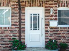 Kunststoff-Haustür weiss